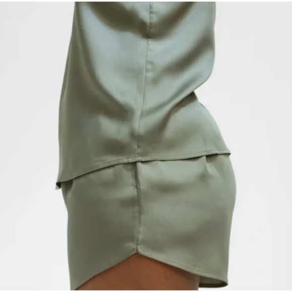 Ettitude Sateen Shortie (Moss) Small - Picture 2 of 6